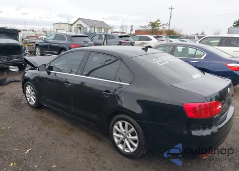 2013 Volkswagen Jetta Se z USA, uszkodzony, nr VIN 3VWDP7AJ9DM213364